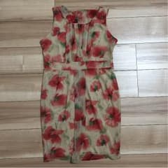 ZARA 花柄ワンピースのサムネイル
