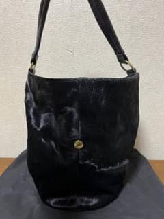 KUNUNURRA（カナナラ）ヤギ革 馬毛皮 ショルダーバッグのサムネイル