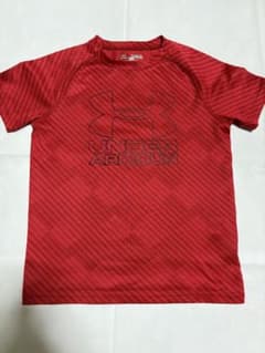 UNDER ARMOUR アンダーアーマー 半袖 Tシャツ レッド 130cmのサムネイル