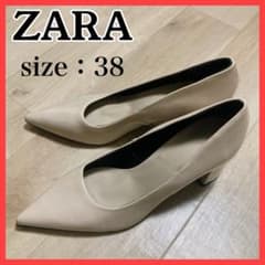 ZARA ザラ ポインテッドトゥ エナメル パンプス38 ベージュ 24cmのサムネイル