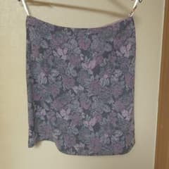 NATURAL BEAUTY BASIC ミニスカート 花柄 Mのサムネイル