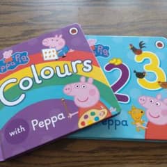 peppa pig　絵本のサムネイル