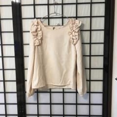 NICE CLAUPトップスのサムネイル