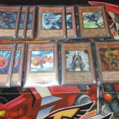 遊戯王 ヒーロー デッキパーツのサムネイル