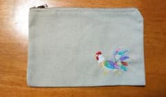 K*＊様 刺繍　ポーチ　鳥　鶏　ニワトリ　ダーニング　No.3のサムネイル