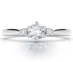 FOREVERMARK（フォーエバーマーク）婚約指輪 7号(刻印なし)のサムネイル