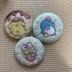 サンリオキャラクターズ刺繍缶バッジ 3点セットのサムネイル