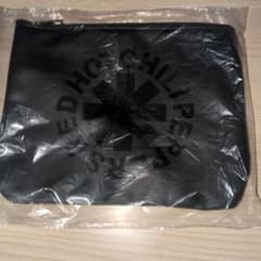 【未使用】 RED HOT CHILIPEPPERS VIP席非売品ポーチ 黒のサムネイル