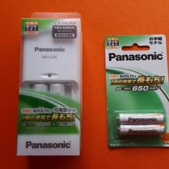 充電式乾電池単３×2本セットと充電式単４×２本のサムネイル