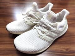 adidas ウルトラブースト 26.5cm 　屋内使用のみ　ホワイト メンズのサムネイル