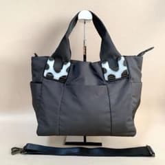 イアパピヨネ ショルダー付き樹脂パーツトートバッグ ダルメシアン柄 S