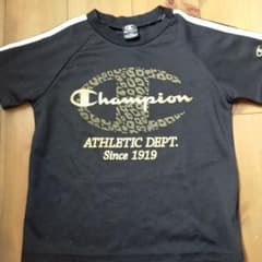 Champion　チャンピョン　130センチ　Tシャツのサムネイル