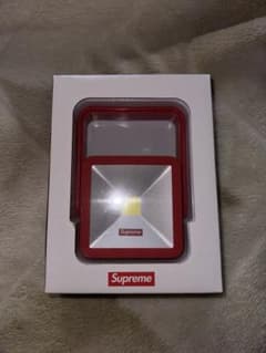 supreme MAGNETIC KICKSTAND LIGHTのサムネイル
