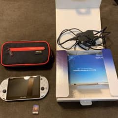 PSVita2000本体のサムネイル