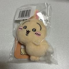 ちいかわ うさぎだらけくじ E賞 ぬいぐるみバッジ(ハァ！？)のサムネイル