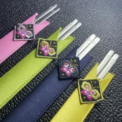 新品未使用 韓国箸 蝶の刺繍入りケース付き ステンレス箸 チョッカラ 4膳セットのサムネイル