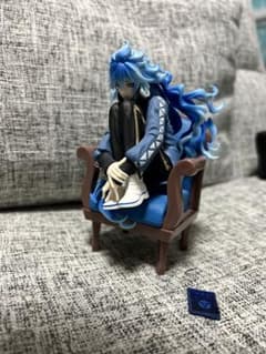 ツイステ イデア フィギュアのサムネイル