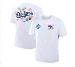 Los Angeles Dodgers Tシャツ Mサイズ　優勝記念 Los Angeles Dodgers Tシャツ Mサイズ 優勝記念 - メルカリ