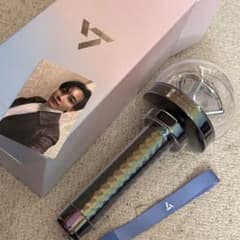 SEVENTEEN ペンライト カラット棒 トレカ付きのサムネイル
