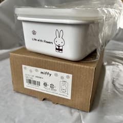 富士ホーロー ミッフィー 密閉容器 M Life with flowersのサムネイル