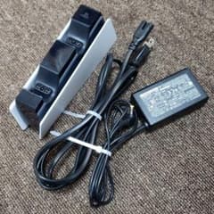 PS5 DualSense 充電スタンドのサムネイル