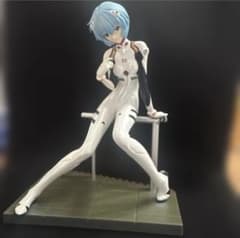新世紀エヴァンゲリオン 綾波レイ フィギュアのサムネイル