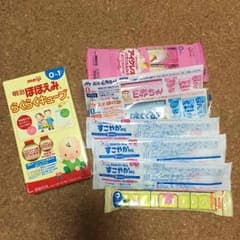 粉ミルク、キューブタイプのサムネイル