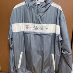 T-Mobile フード付き アノラックパーカーのサムネイル