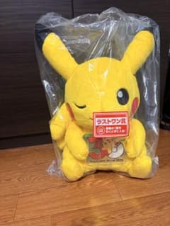 一番くじ ポケモン 30周年記念 ラストワン賞 ピカチュウ ぬいぐるみ