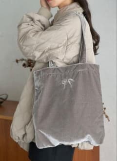 ベロア素材 リボン刺繍 トートバッグ グレーのサムネイル