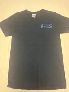 UNC HEALTH CARE プリント Tシャツ ブラックのサムネイル