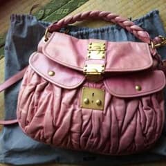 miumiu マトラッセのサムネイル
