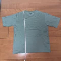 GU Tシャツ グリーン Mサイズのサムネイル