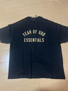 Fear of God Essentials ブラック Tシャツのサムネイル