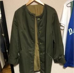 ノーカラーコートのサムネイル