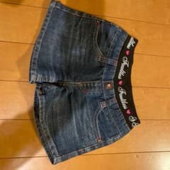 キラキラ　デニムショートパンツのサムネイル