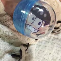 おそ松 缶バッジ 非公式のサムネイル