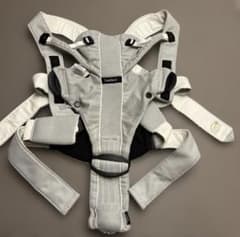 BABYBJÖRN 抱っこ紐 グレー メッシュのサムネイル