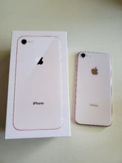 【ひろのさん専用】iPhone 8 Gold 64 GB docomoのサムネイル