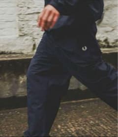 BEAMS 別注 FRED PERRY シェルパンツ Lのサムネイル