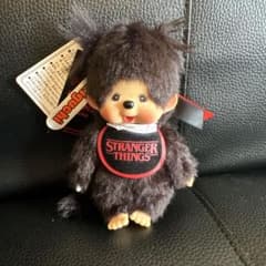 몬치치 STRANGER THINGS 콜라보레이션 신품