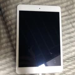 iPad mini 32GB 早い者勝ち！のサムネイル