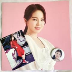 NiziU first album U《WithU盤》AYAKAのサムネイル