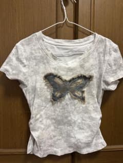 バタフライモチーフ デニムアップリケ 半袖Tシャツ タイダイ柄のサムネイル