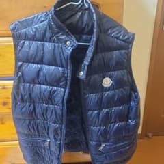 Moncler ネイビー ダウンベストのサムネイル