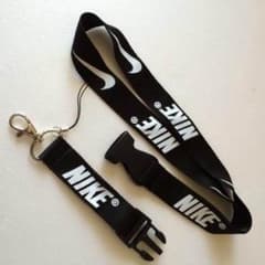 あーちゃむ様専用♡ NIKEネックストラップ♡のサムネイル