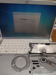 レッツノート Windows 7 Professional ノートPC シルバーのサムネイル
