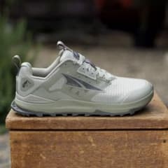 新品 ALTRA アルトラ ローンピーク 8 US9 27.0cm