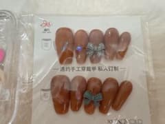 ネイルチップ リボン ブラウン系 Sサイズのサムネイル