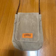 UNIVERSAL OVERALL ショルダーバッグ サコッシュ ベージュ系のサムネイル